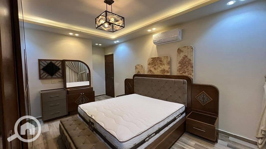 8 a37aed5f-5dd8-49c1-bd72-a5e090cd8c75. jpg