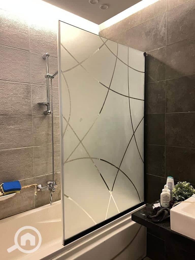 10 e1065024-e57a-4e6e-8e71-91ef3e753c9b. jpg