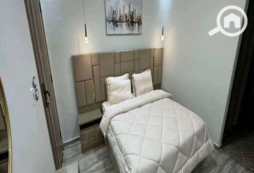 3 dca905ed-46c6-4619-b7a1-19b7c26a8556. jpg