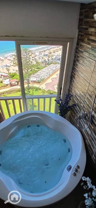 شقة 3 غرف نوم للايجار في المعمورة، الإسكندرية - WhatsApp Image 2026-01-10 at 12.51. 43 (9). jpeg