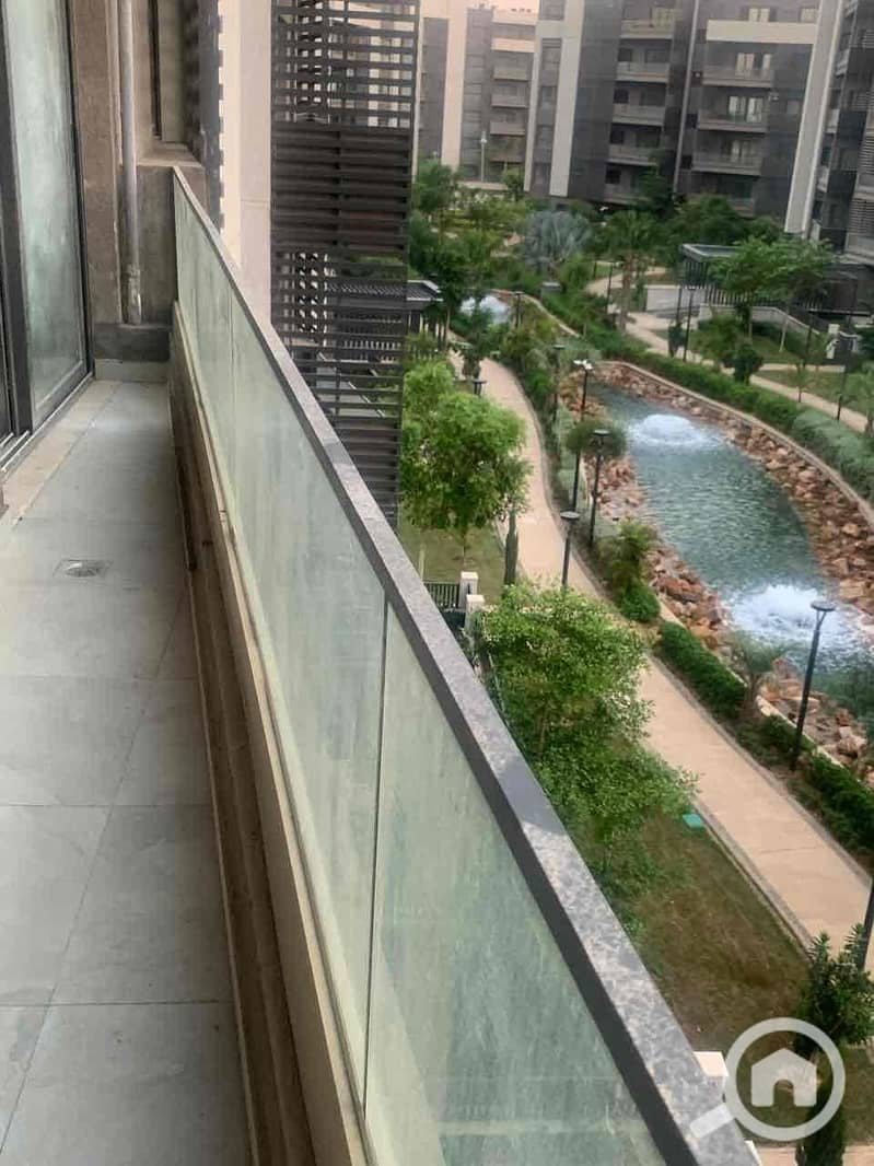 13 0606b00c-195e-4c42-80cf-49fc1e6f766f. jpg