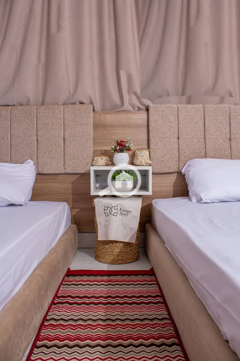 8 cc39f4c9-fb85-408b-9dc3-a7a62f57b463. jpeg