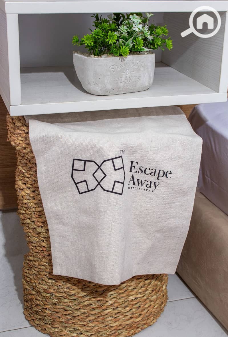 9 ebed8c70-edd8-48b7-9216-5548474ddcf4. jpeg