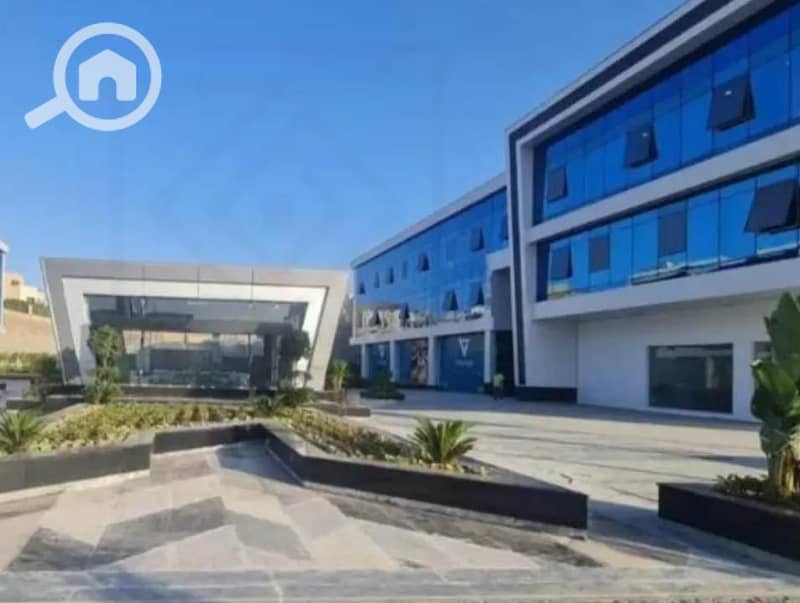 10 8353523-0ee0co (1). jpg