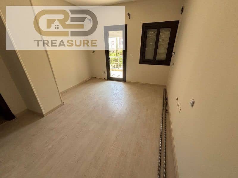 5 WhatsApp Image 2026-01-10 at 5.23. 49 PM (1). jpg