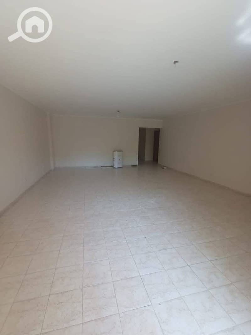 3 4a457095-bac7-492d-8369-0d1c1c859b9b. jpeg