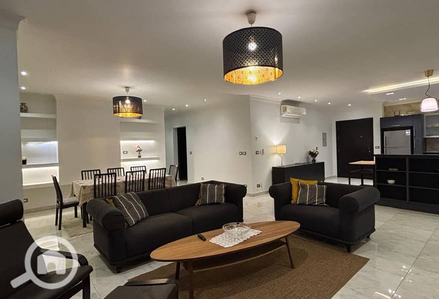 4 5d36838a-75a6-4c74-9377-fb5b974674f3. jpg