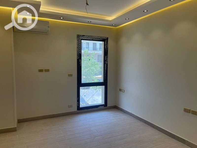 5 WhatsApp Image 2026-01-06 at 4.02. 21 PM (2). jpeg