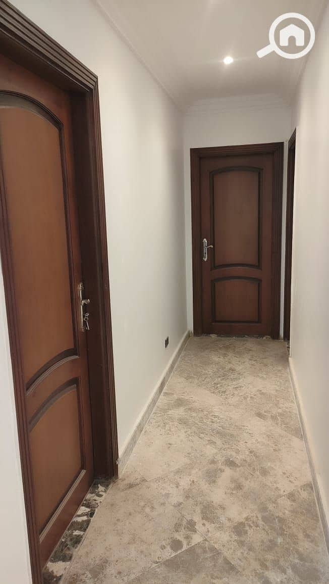 24 WhatsApp Image 2026-01-06 at 16.56. 23 (1). jpeg