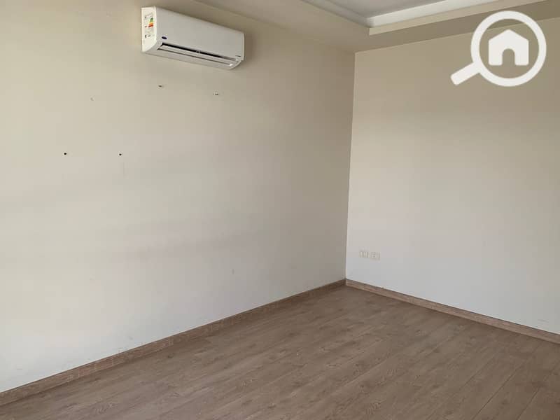 13 WhatsApp Image 2025-11-15 at 2.06. 29 PM (4). jpeg