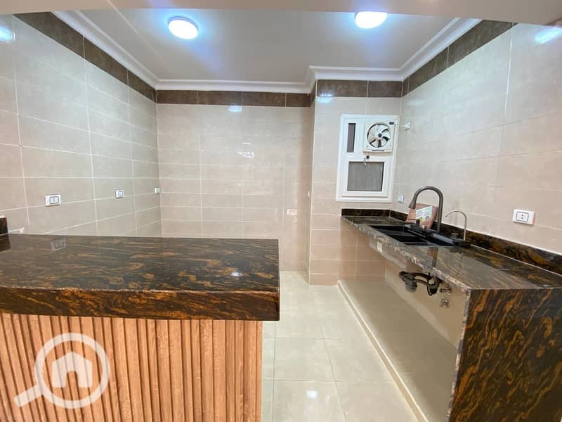 6 4bede85c-187e-4b44-b4c4-774854af3330. jpg