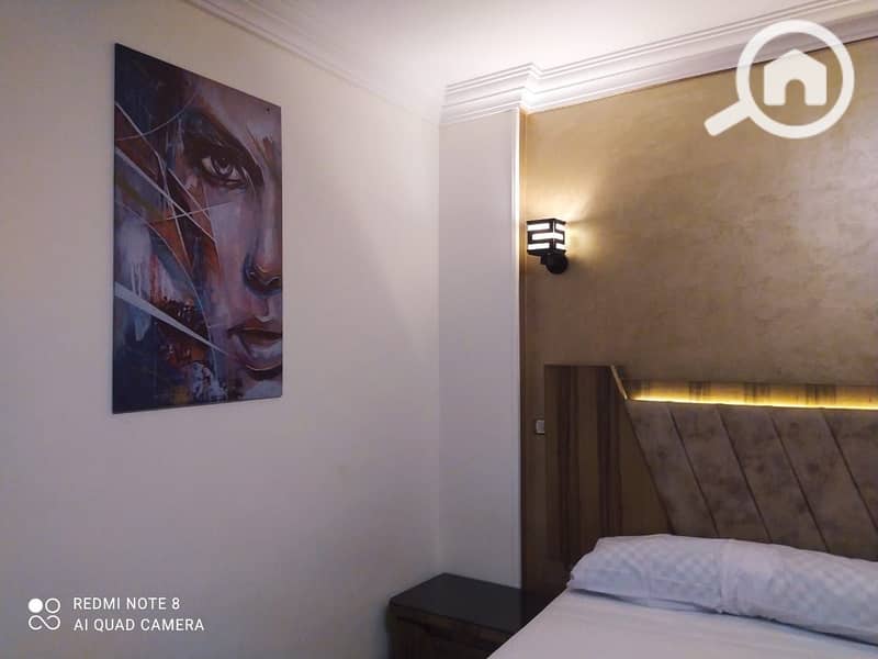 10 d6008ce1-f33e-445b-86ad-1564cb4a5d62. jpeg