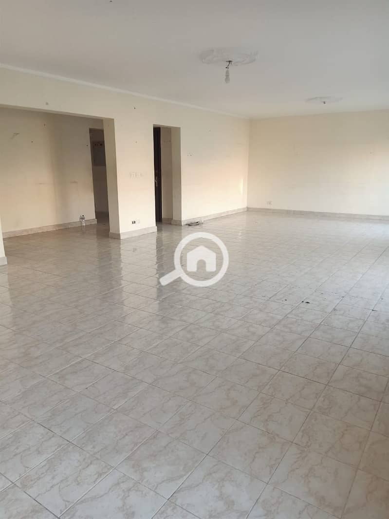 2 775c8044-03f9-4a9d-96dc-635dd084d9e0. jpeg