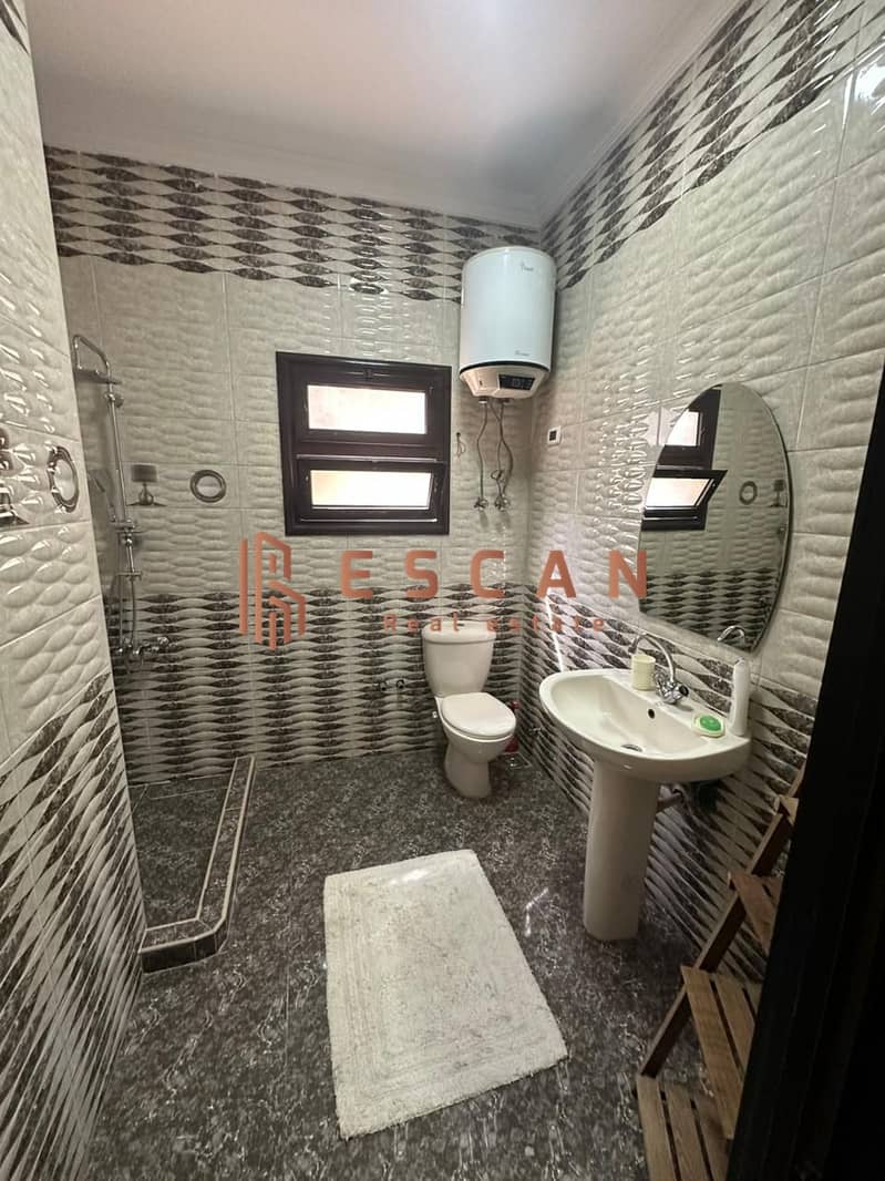 12 U798931 (13). jpg