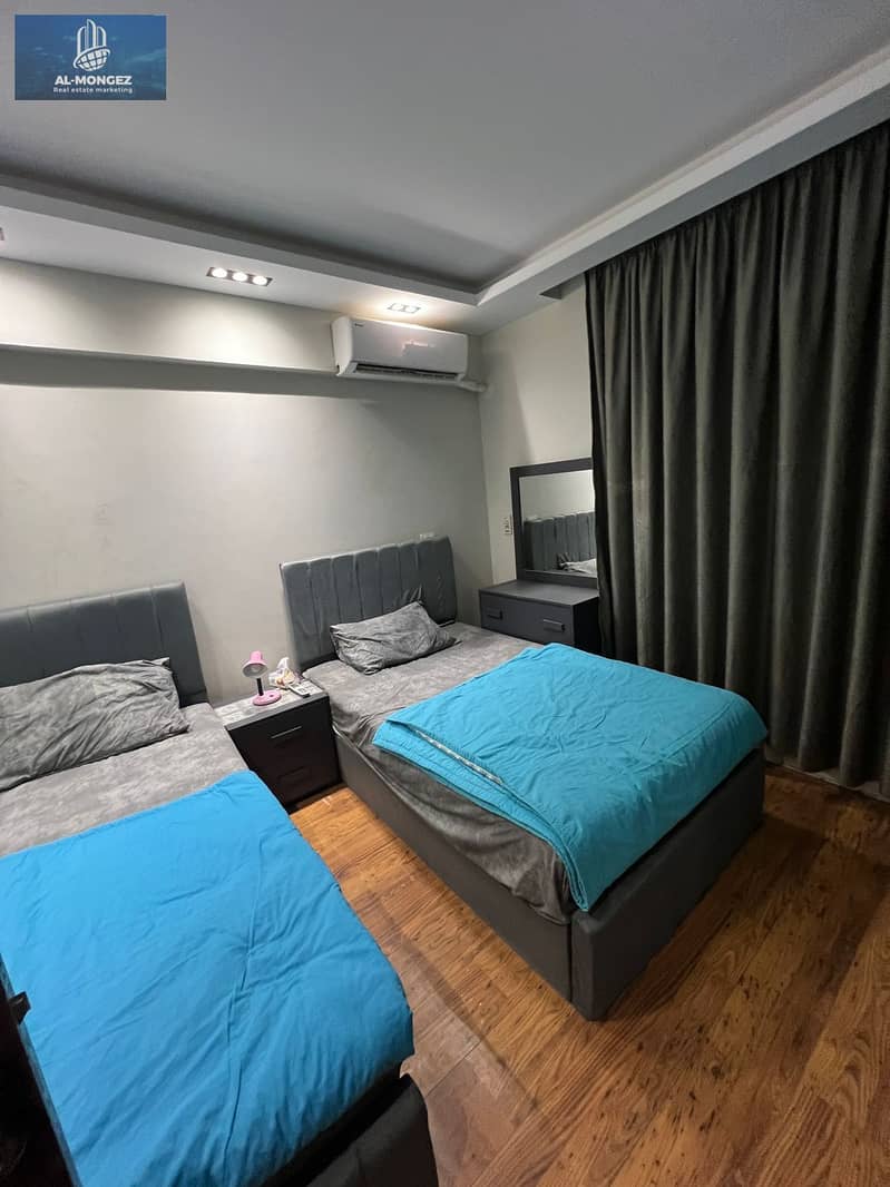 5 5d56f730-a709-48ff-9fa0-916f0daad05c. jpg