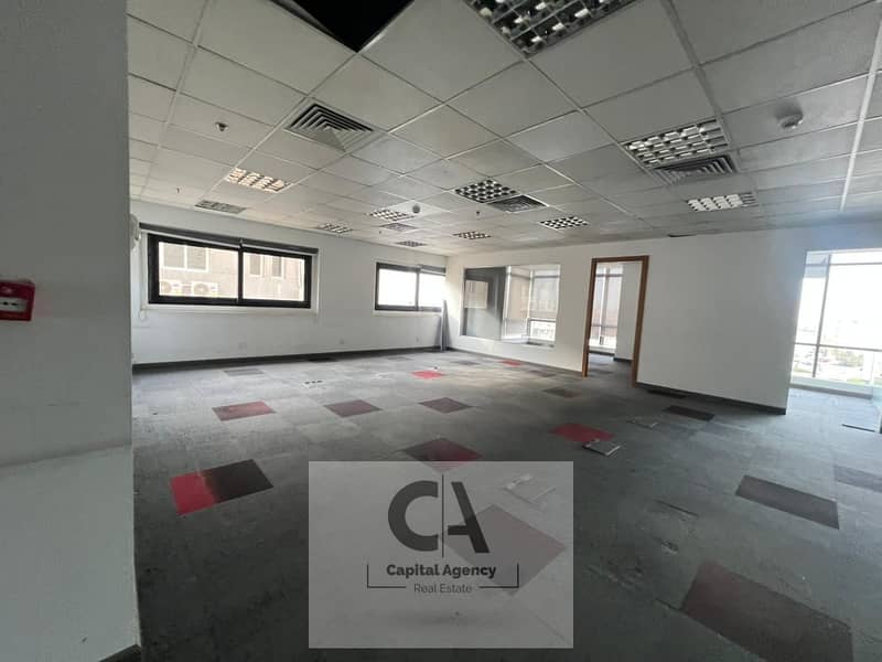 12 22ceb317-9262-4ad6-8ee6-11fdc0838092. jpg