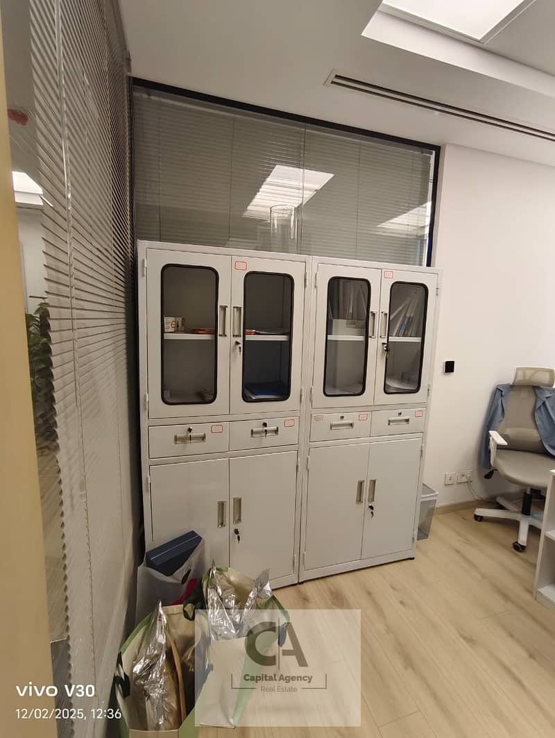 13 878b0de4-04b2-4d1b-b23b-3213048ccb46. jpg