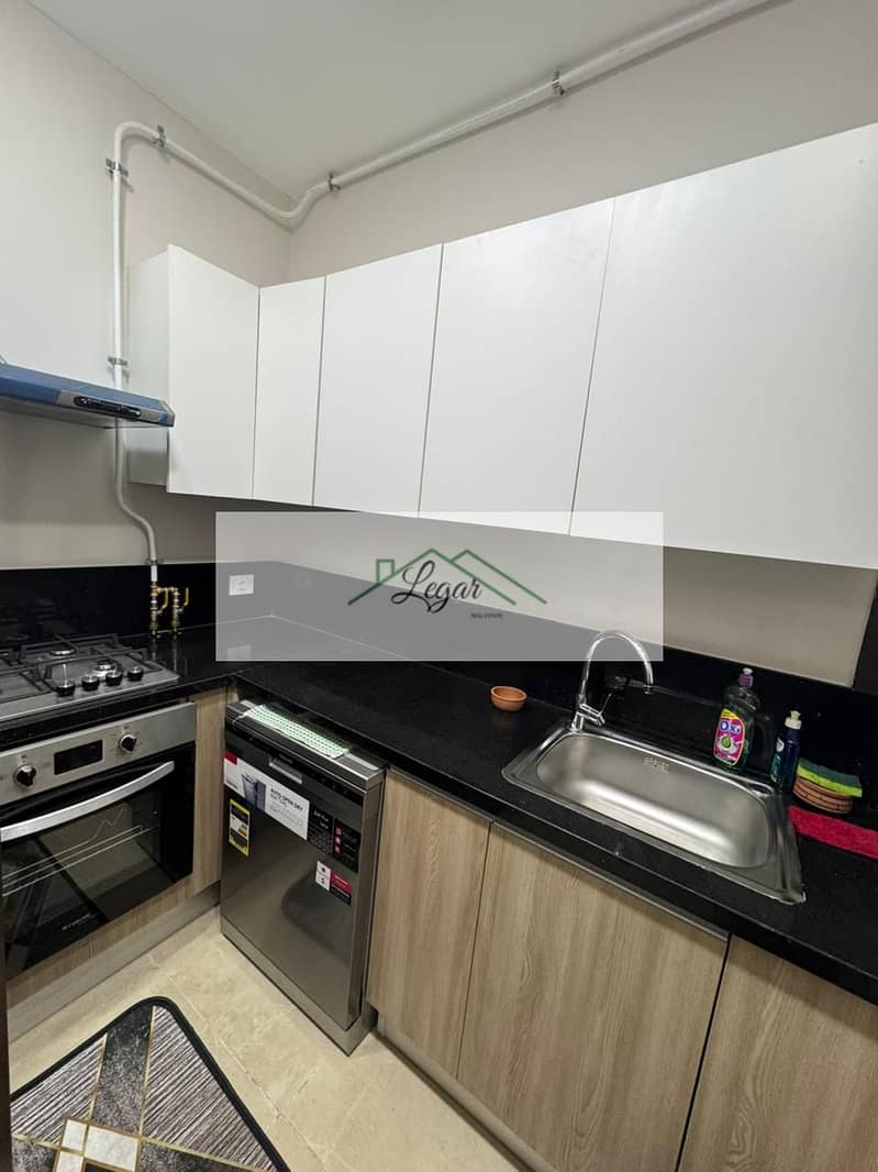 8 004e1714-b70c-4c9a-9c9e-5553f0918f26. jpg