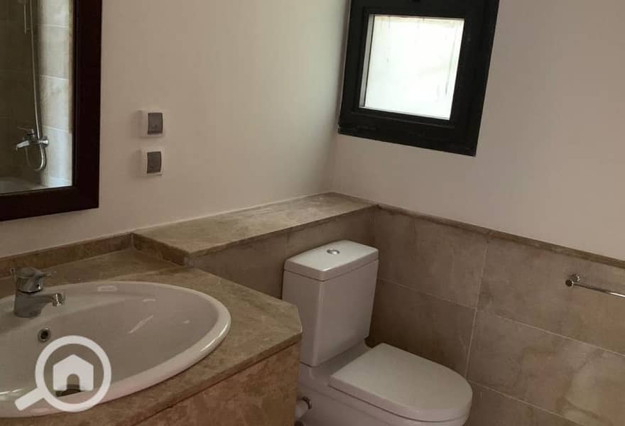 6 feec080b-3d1d-4338-9d27-9a66a98d884c. jpg