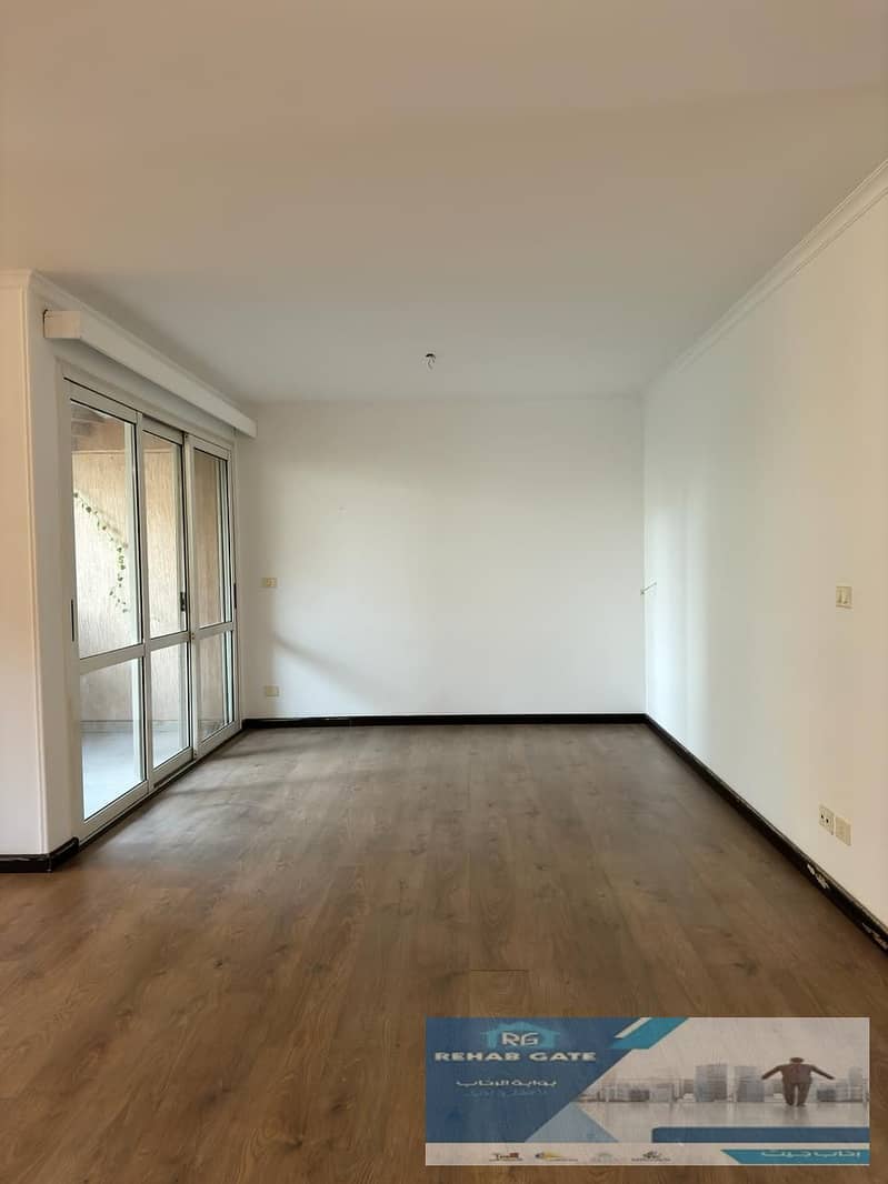 7 1908c980-c4bc-4a67-862a-61538bcf54ea. jpg