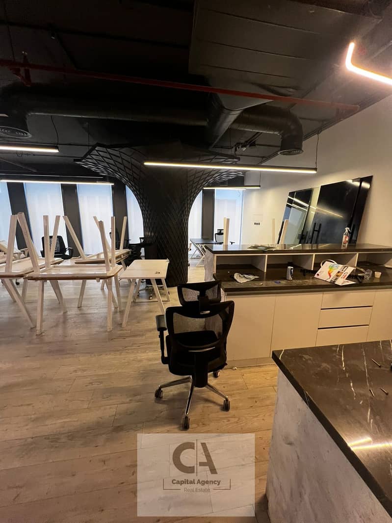 5 0f96b38e-ae63-4112-84d9-7aecf406d050. jpg