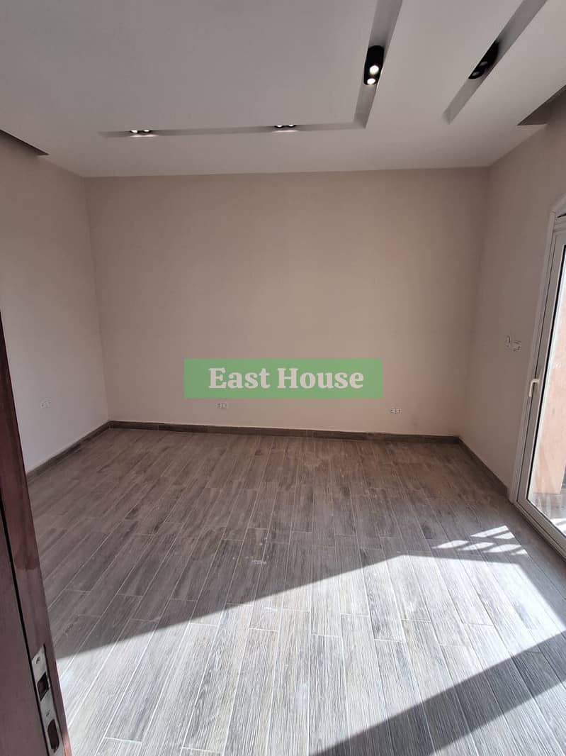 4 7da3ecf1-c7da-49f4-96d4-e3c0a7663877. jpg