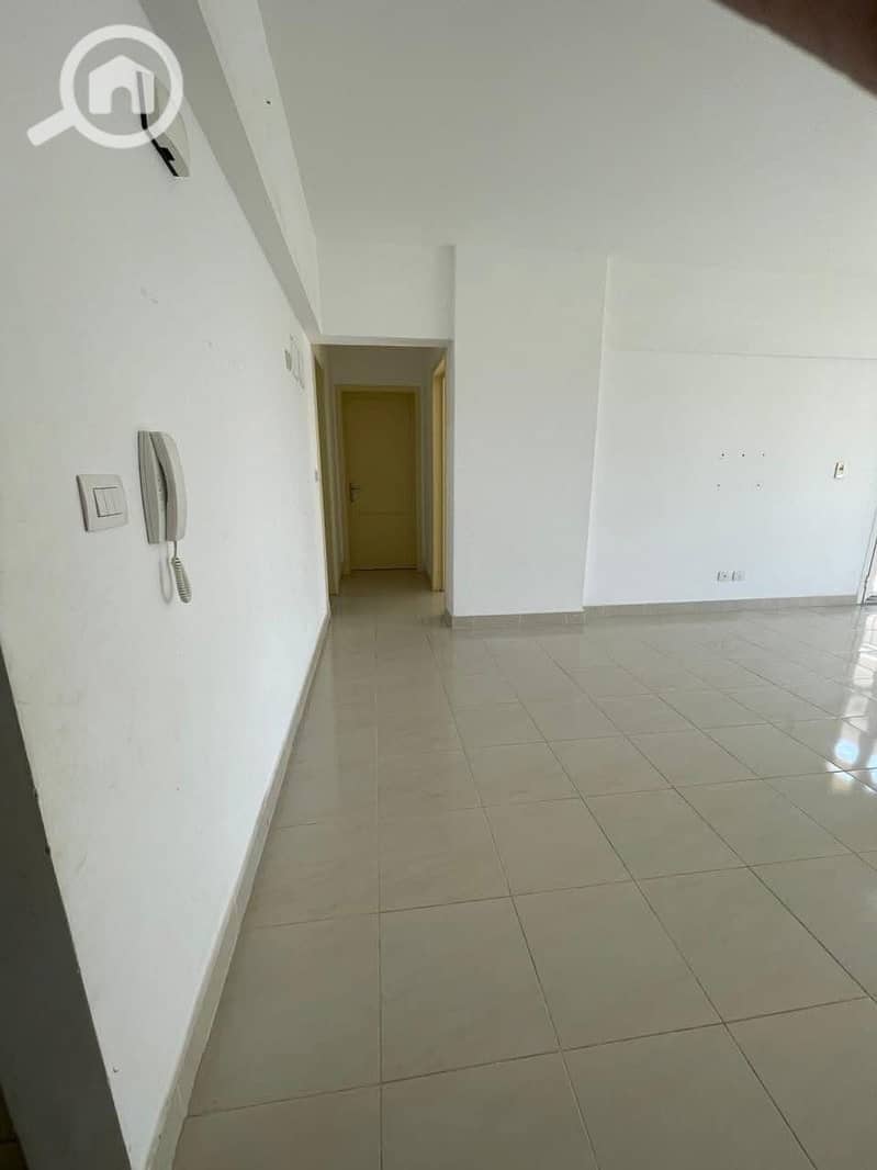 5 a207cec2-11a0-4f5c-9994-16124d3fb34f. jpeg