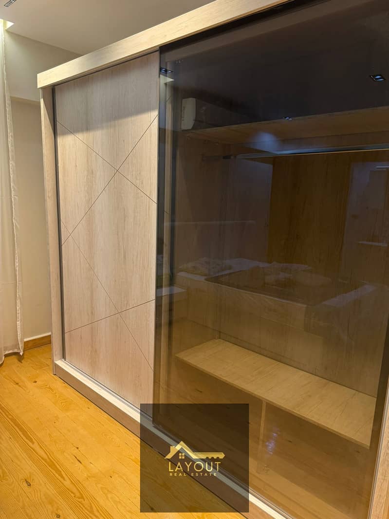 5 c4ec52e9-96f1-4589-b5a4-737e98a157a1. jpg