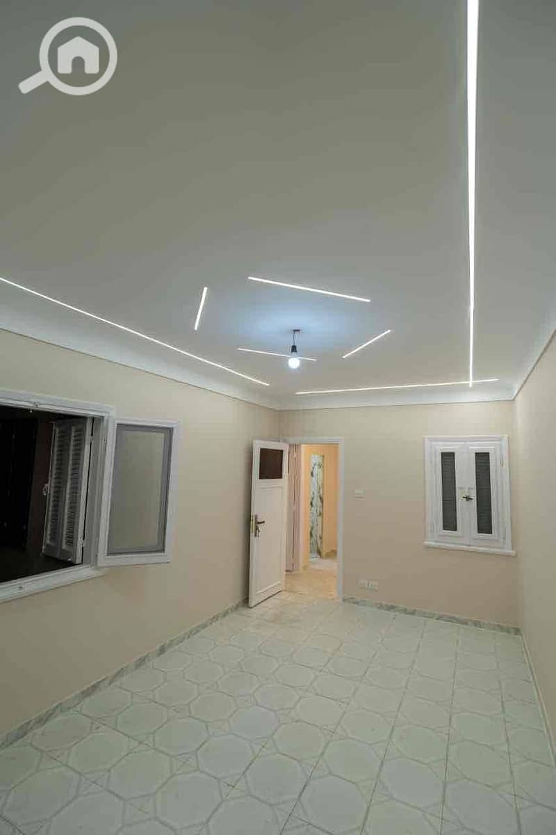 8 82386c51-abce-417c-b585-1a5ba74cca4d. jpg