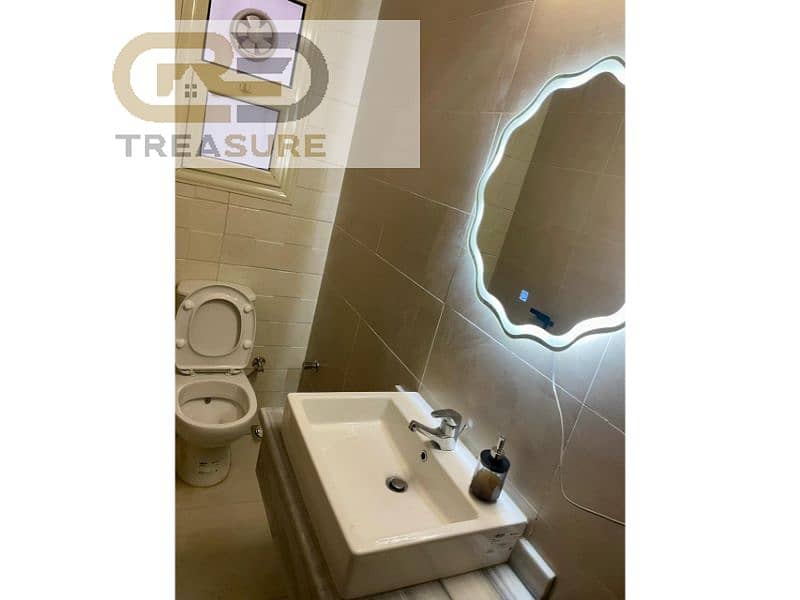 6 WhatsApp Image 2025-10-05 at 11.39. 01 AM (1). jpg