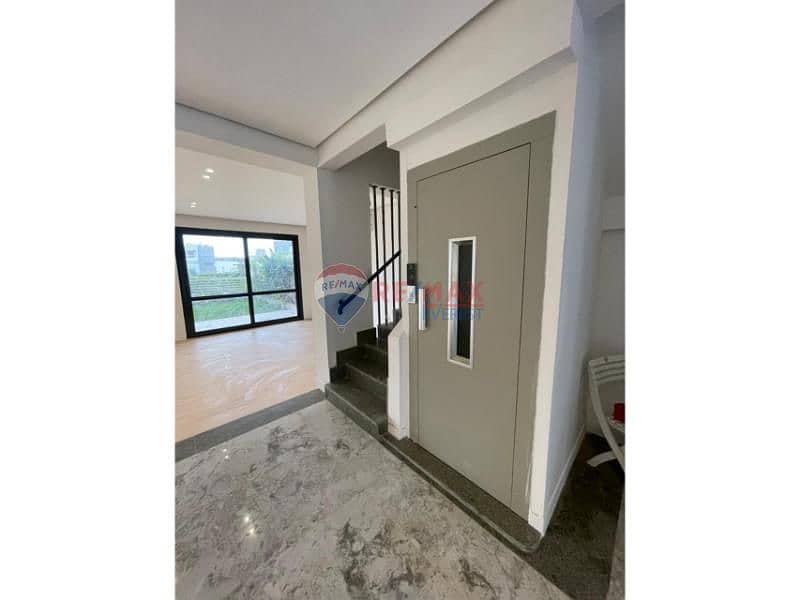 6 b3e47e60-7e4d-4027-84c2-861d32e3da96. jfif. jpg