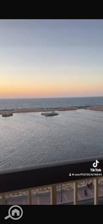 شقة 3 غرف نوم للايجار في لوران، الإسكندرية - d94f3c71-6bc5-485b-83f2-47809d2c208e. jpg