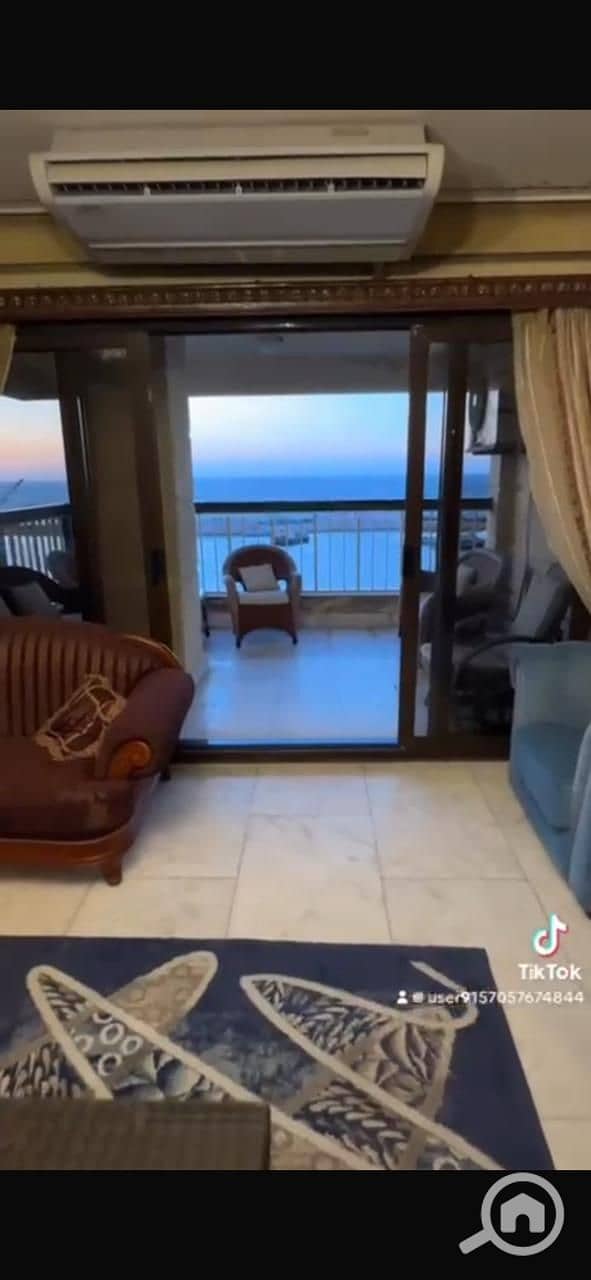 2 57c422ed-7e52-4159-b691-9e14c76e9ff6. jpg