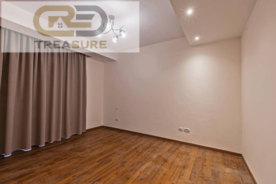 4 WhatsApp Image 2026-01-10 at 9.20. 23 PM. jpeg