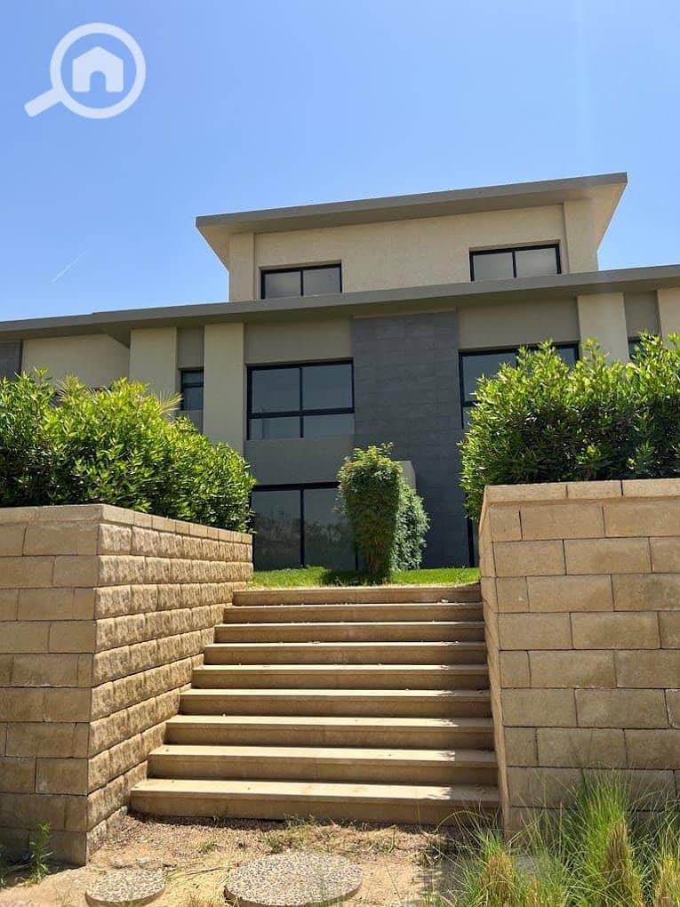 10 480746106_639578428544238_3034977286281150170_n. jpg