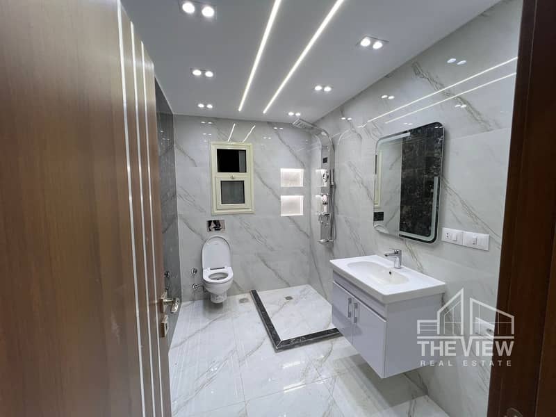 4 WhatsApp Image 2025-11-26 at 21.26. 35_42c47e31. jpg