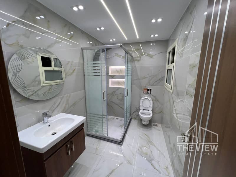 6 WhatsApp Image 2025-11-26 at 21.26. 35_f4428e07. jpg