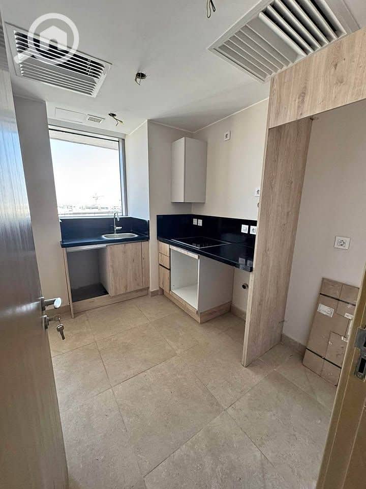 5 595524002_695044970096259_1544750344643590574_n. jpg