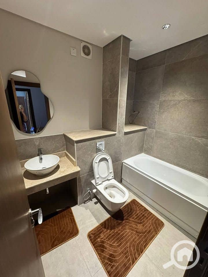 7 518246293_1261381685438121_4804431163250882456_n. jpg