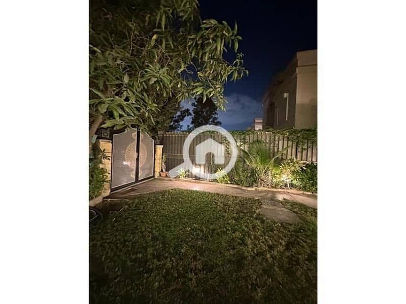 2 e77bbe4e-da4d-46b5-a598-d89a335ebdad. jpg