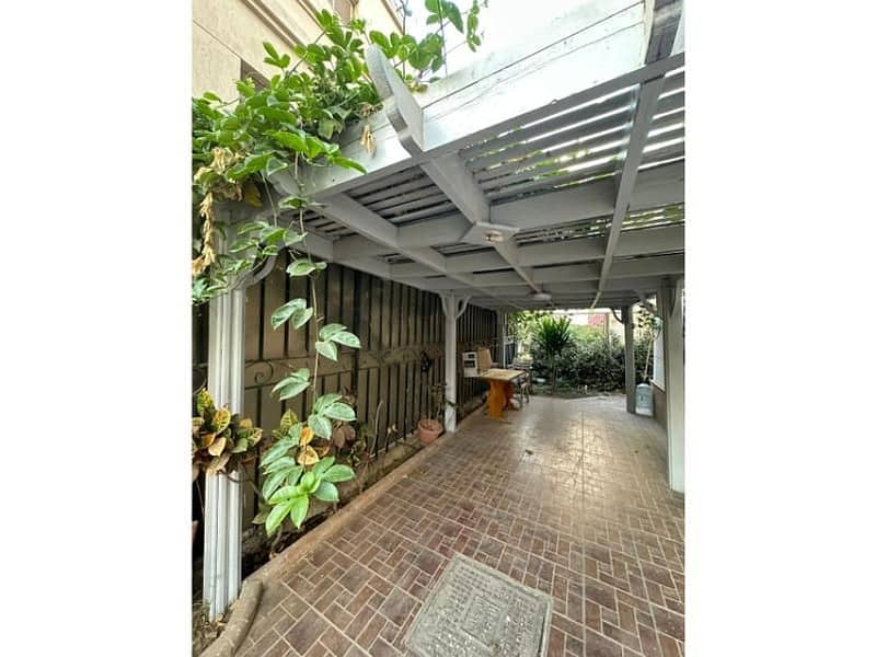 3 4a70f406-5648-44a3-bc35-0a8a990d198f. jpg