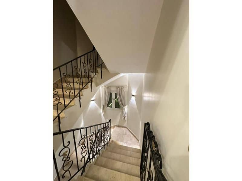 10 1254dc91-f262-4f64-b1c7-d2c552fdbfdb. jpg