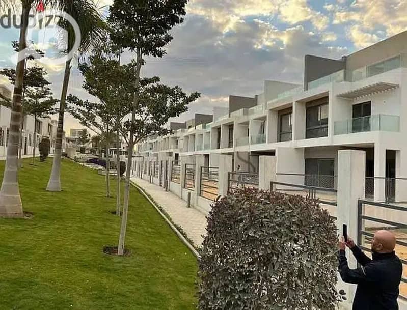 8 71928175-800x600. jpg