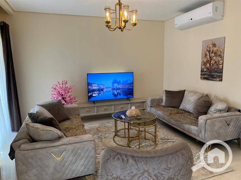 2 61d787e7-4e76-4b22-8296-58489ec2e1b2. jpg