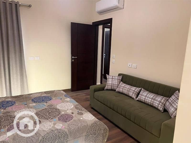 11 ace4f46a-c77a-47ca-9307-009410d21786. jpg