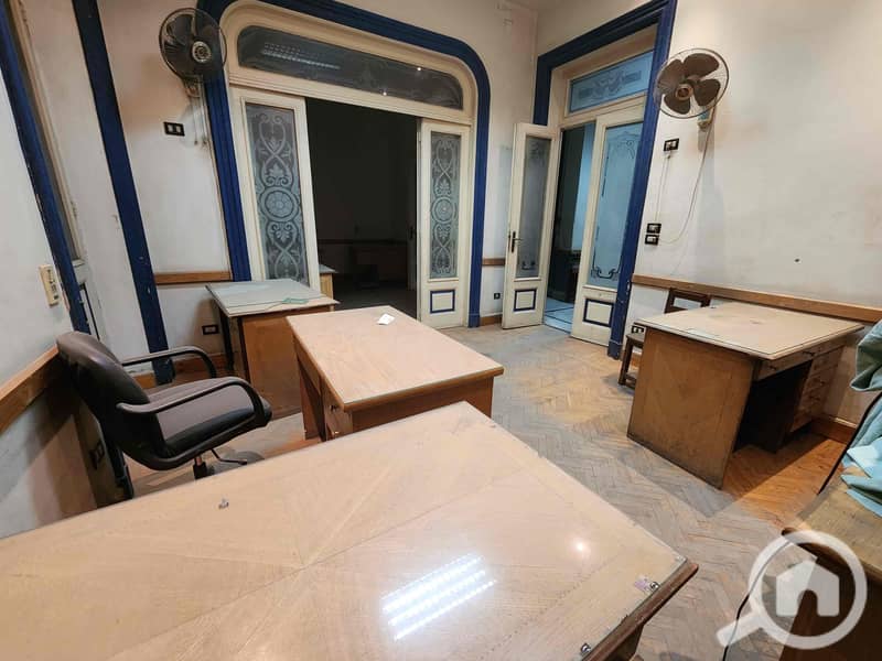 6 3ee8083d-c5c9-456e-ab15-403466707ad0. jpg