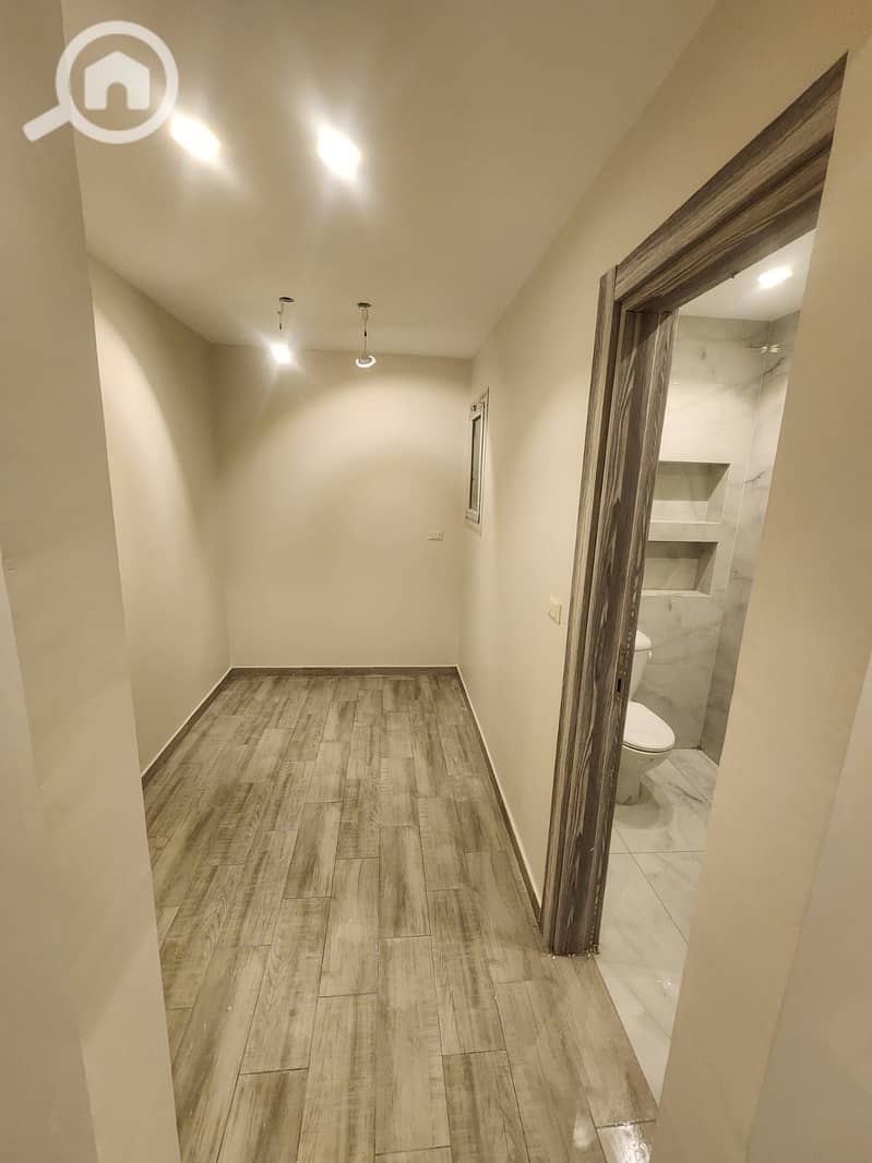 5 WhatsApp Image 2026-01-11 at 1.08. 16 AM (2). jpeg