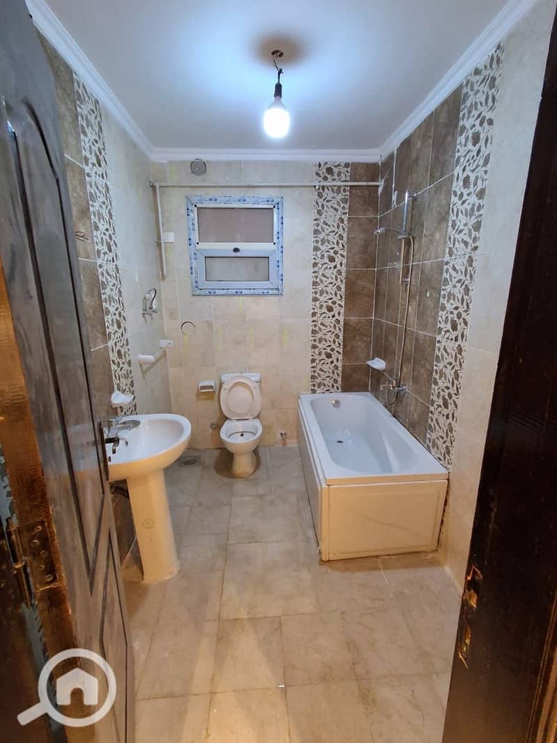 8 WhatsApp Image 2025-12-17 at 1.50. 56 PM (2). jpeg