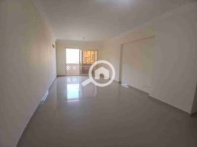 شقة 3 غرف نوم للايجار في سموحة، الإسكندرية - 1000353464. jpg