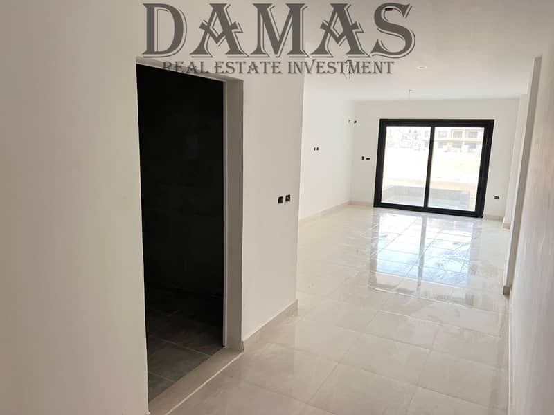 6 WhatsApp Image 2026-01-10 at 13.29. 48 (3). jpeg